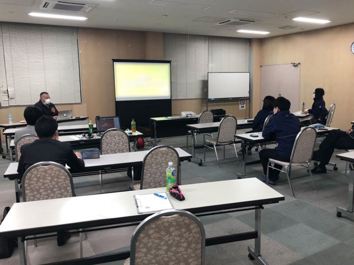 写真：保原町商工会で職員向け研修会